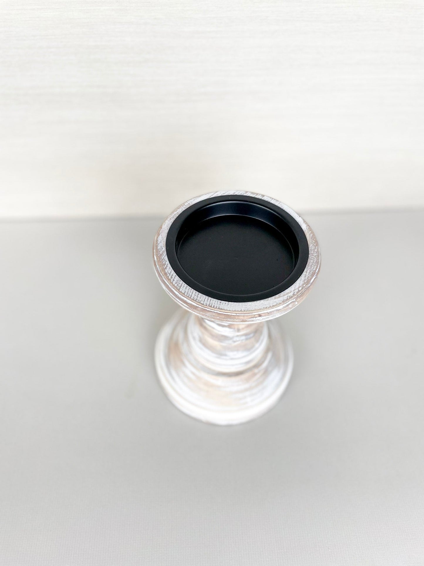 Farmhouse Candle Holder | White wash - Homeworks Etc ®