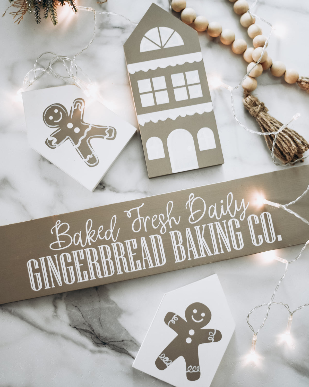Gingerbread House Decor Set | DIY Kit - Homeworks Etc ®