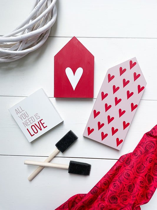 Valentines Wood Houses (Set of 3) | DIY Kit - Homeworks Etc ®